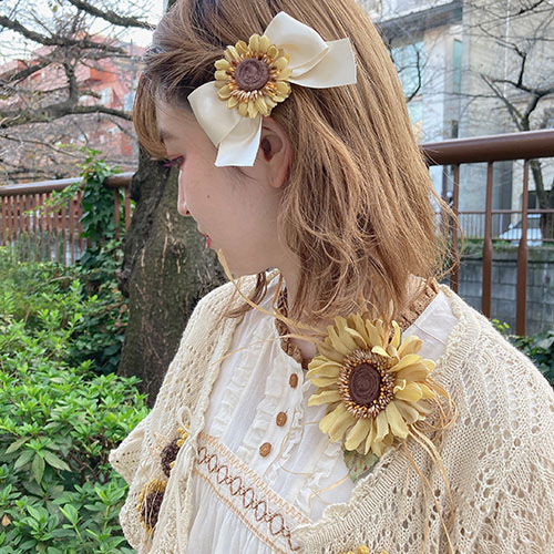 ピンクハウス House 美品 ひまわり モチーフ Pink カーディガン Www Pepsiislamabad Com