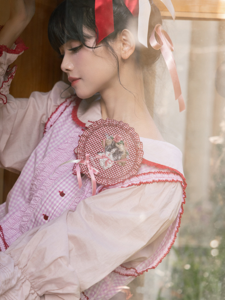 【alcali×猫梓子 (ネココ)】コラボミウ刺繍ワッペン 詳細画像 レッド 1