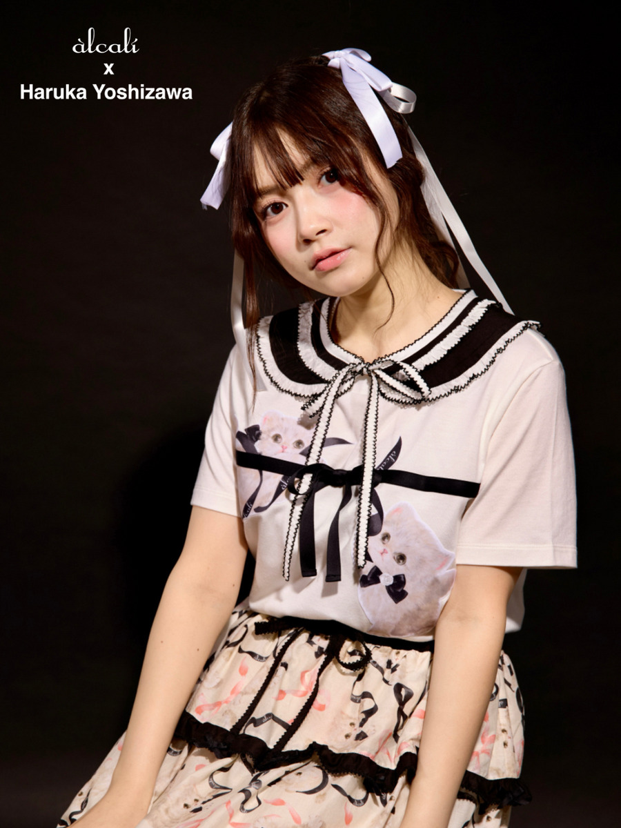 【alcali x Haruka Yoshizawa】マンチカンリボンTシャツ 詳細画像 ホワイト 2