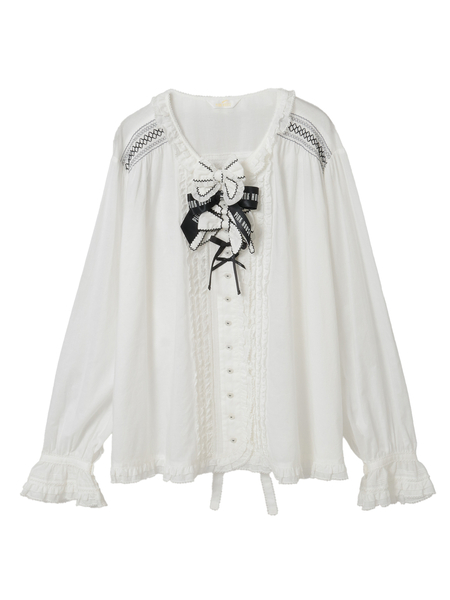 スモック刺繍ブラウス