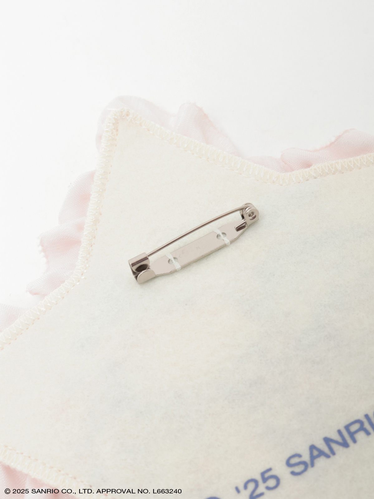 Little Twin Stars×PINK HOUSE 刺しゅう入り星形ワッペンブローチ