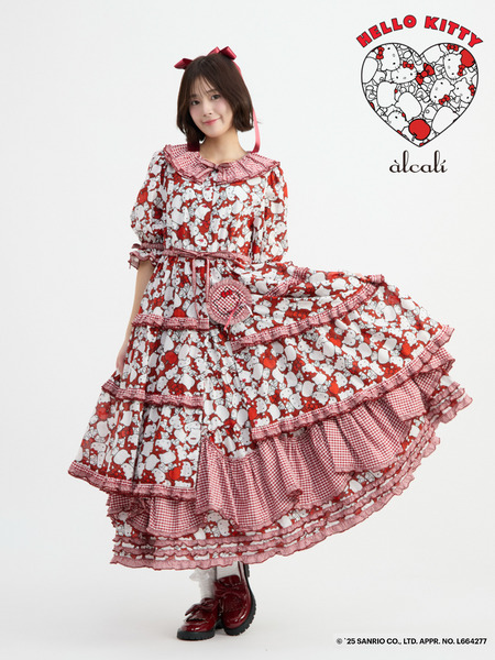 【alcali x HELLO KITTY】コラボレーションワッペン