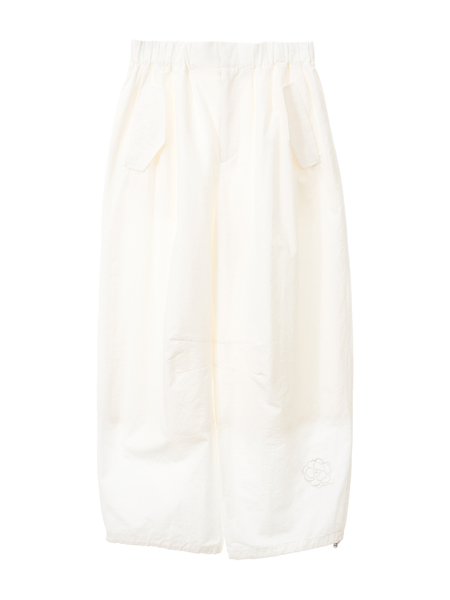 【OUTLET】カメリア刺繍入りパラシュートパンツ