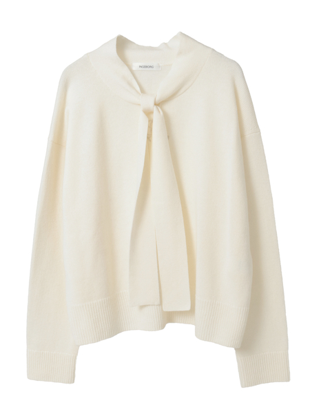 カメリア刺繍入りボウタイニット