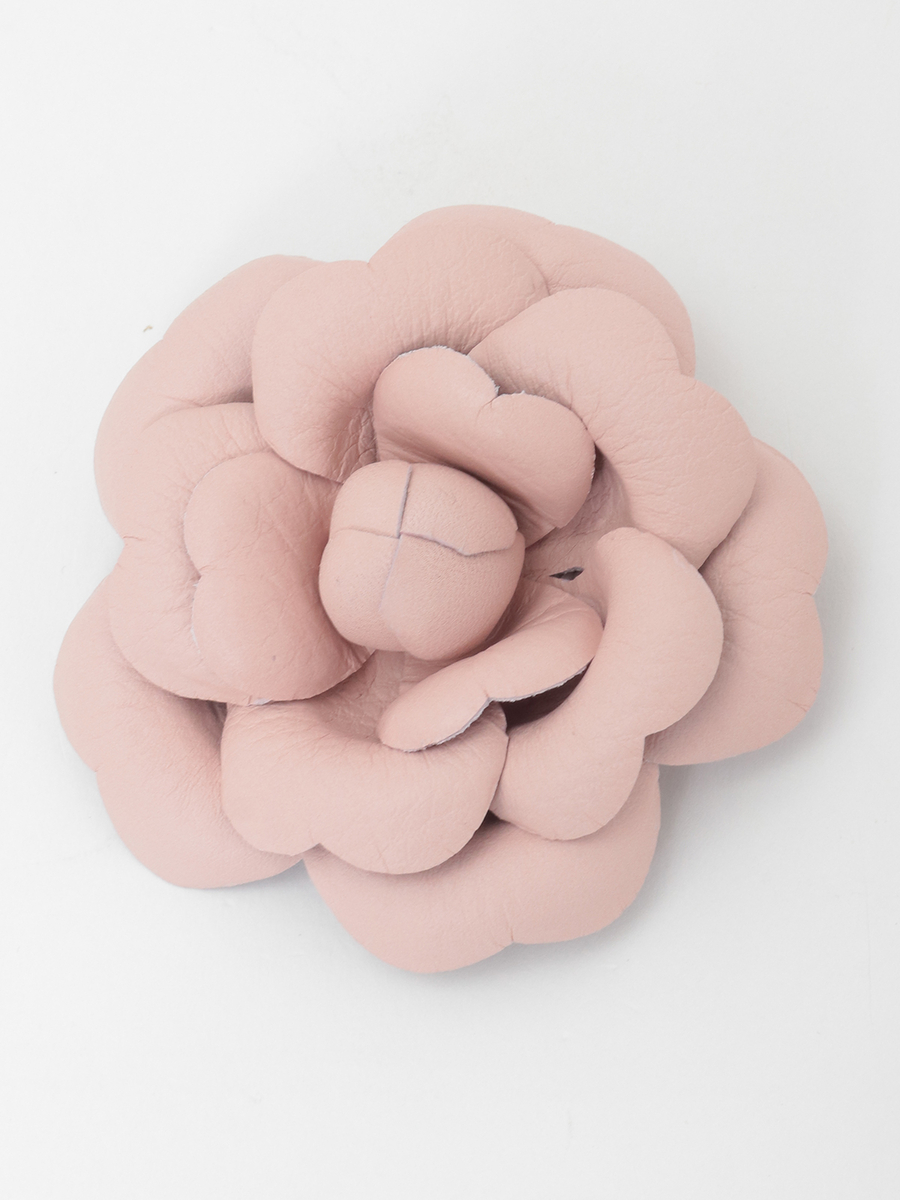 カラーレザーカメリアコサージュ 詳細画像 ピンク 1