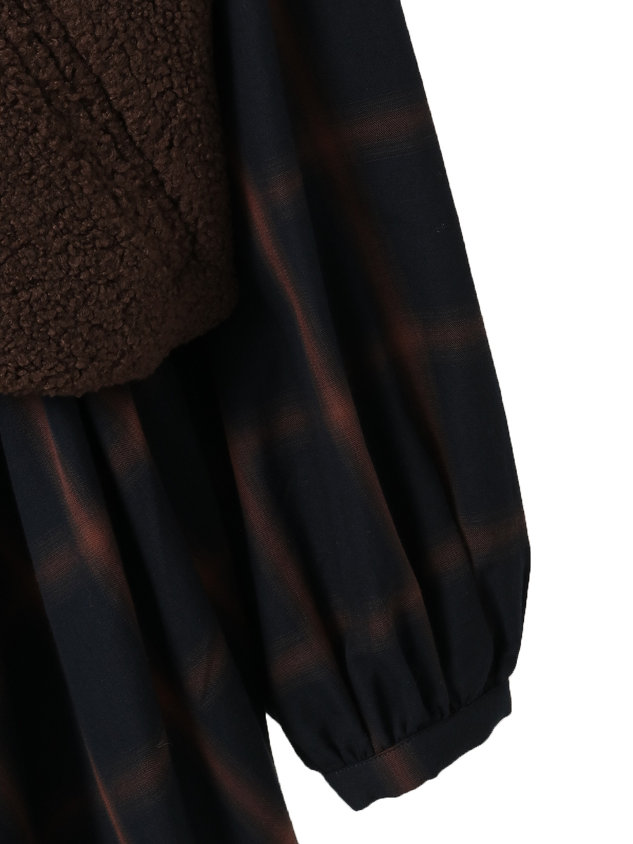 【HAPPY ITEM】ボアベスト&times;コットンチェックワンピース 詳細画像 クロ 4