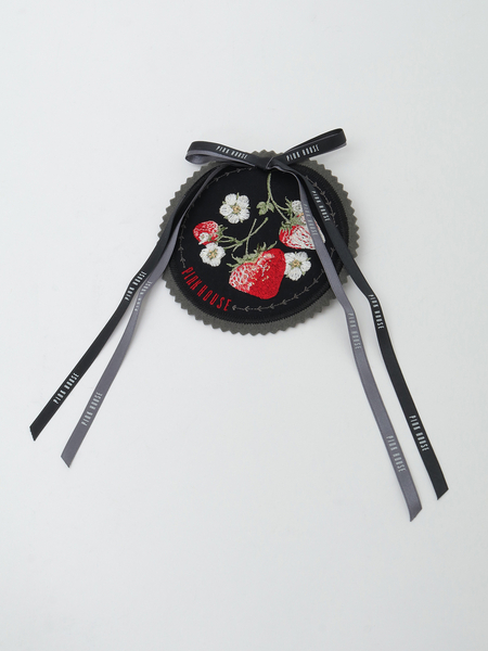 苺ブーケ刺繍ワッペン