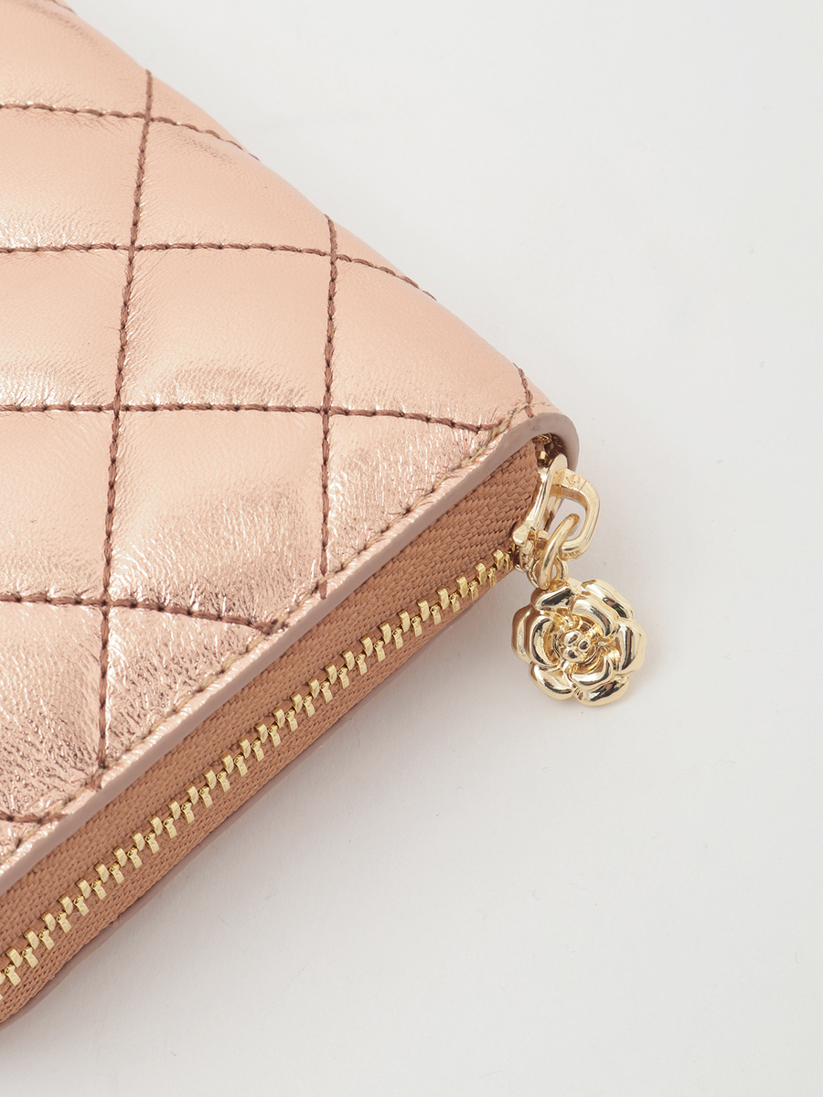 カメリアキルティング長財布 詳細画像 シルバー 4