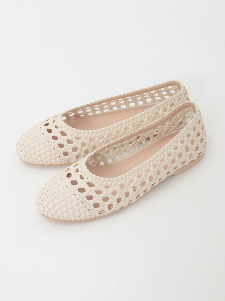 メッシュパンプス